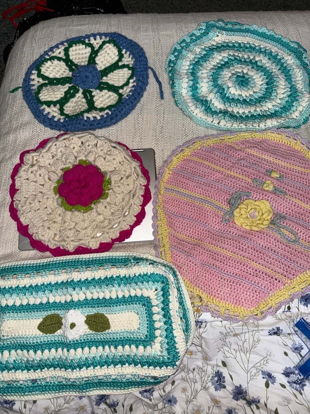 Lot of 5 Vintage Style Handmade Crochet Floral Decorative doilies , Mats, etc